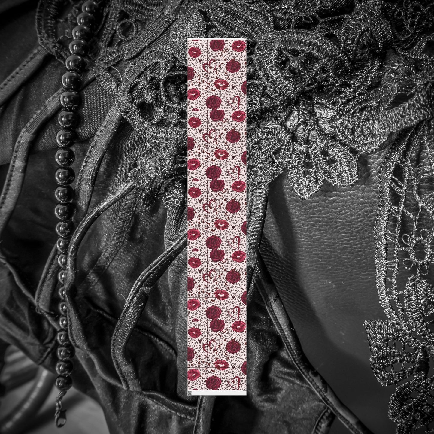 Sexy Penis Heart & Roses Gift Wrap, Stylish Packaging for Birthdays, Holidays