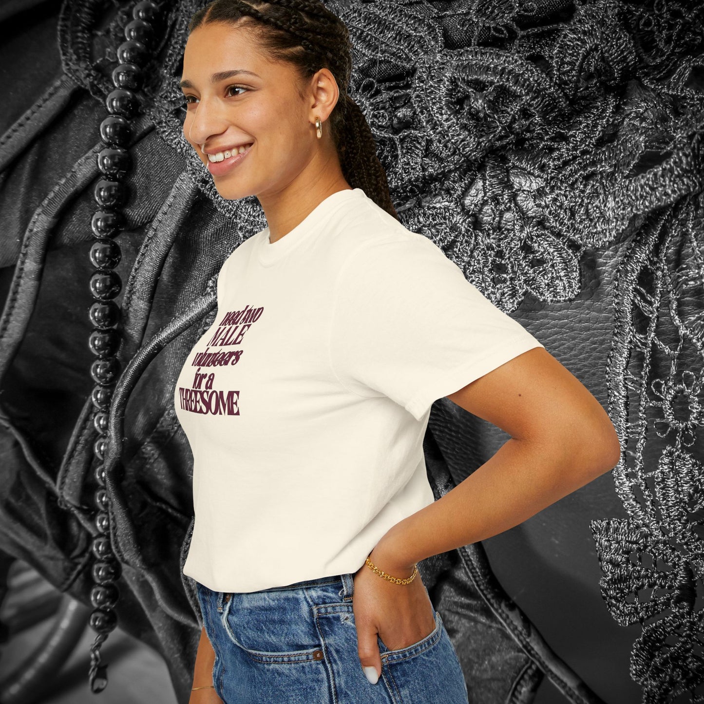 Need Two Male Volunteers for a Threesome T-Shirt – Single Woman Dirty Humor Tee