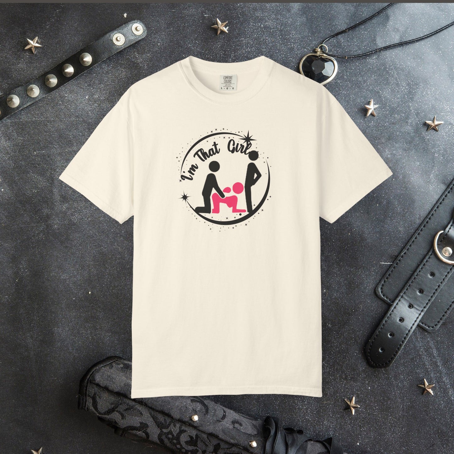 Funny Threesome Tee – Naughty Women’s Adult Humor T-Shirt, Sassy Offensive Meme Top, I’m That Girl Summer Party Shirt