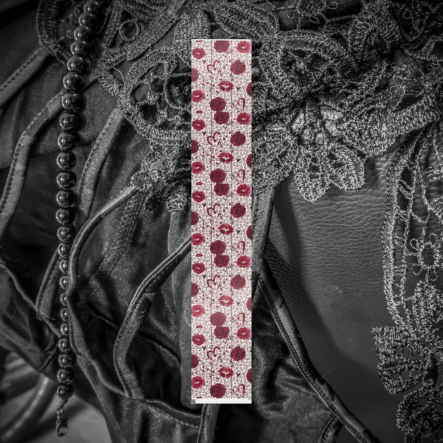 Sexy Penis Heart & Roses Gift Wrap, Stylish Packaging for Birthdays, Holidays
