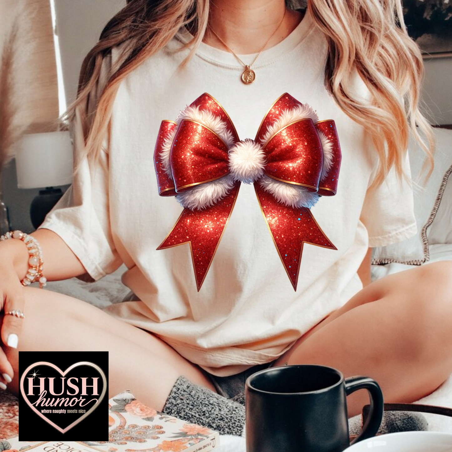 Be Santa’s Favorite Gift Tee – Wrapped Up Bow Tie Christmas Shirt, Funny Adult NSFW Holiday Party T-Shirt