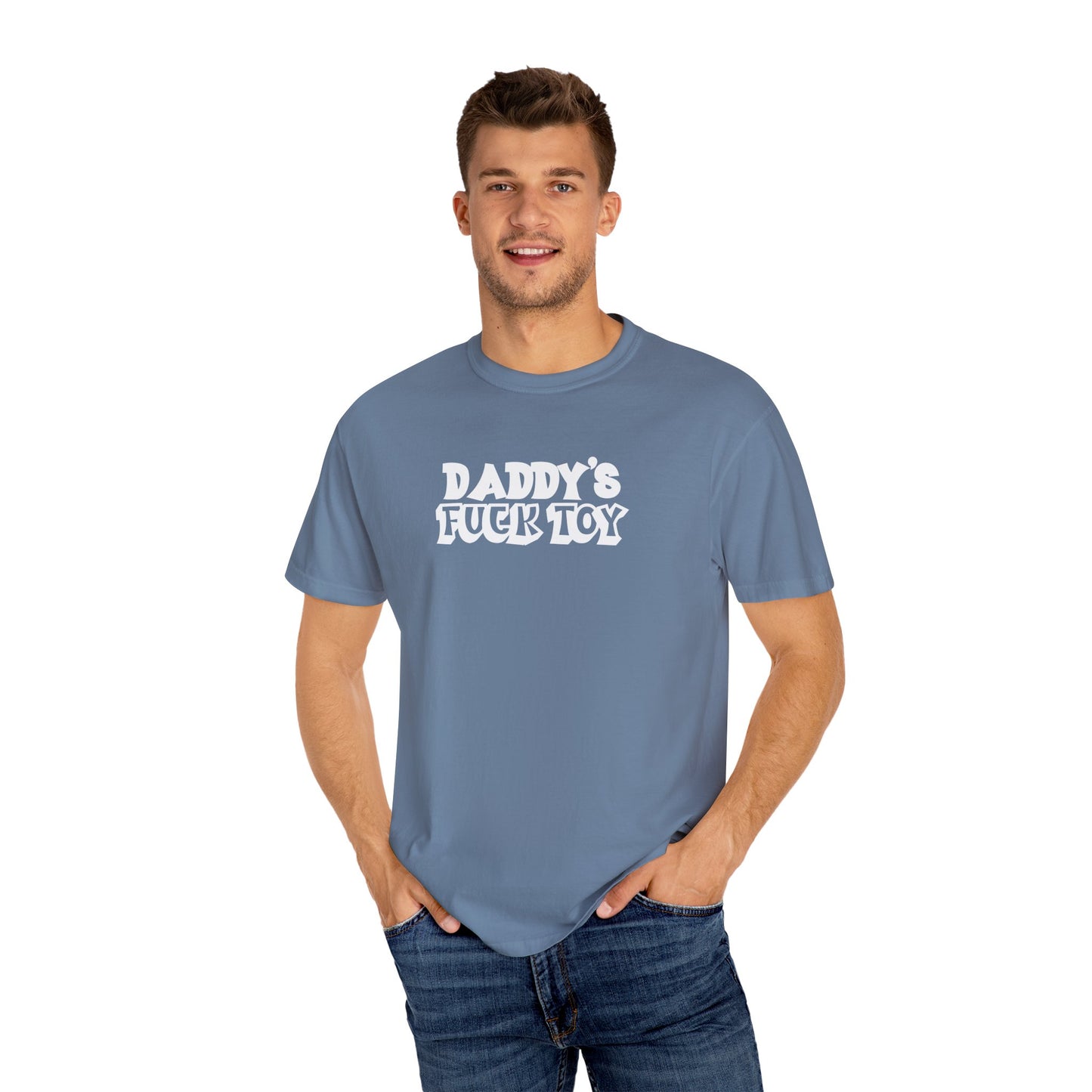 Daddy’s F*ck Toy Shirt – BDSM Submissive T-Shirt, Kinky DDLG Apparel, Naughty NSFW Shirt for Brats, Dirty Adult Play Wear, Inappropriate Sub Gift